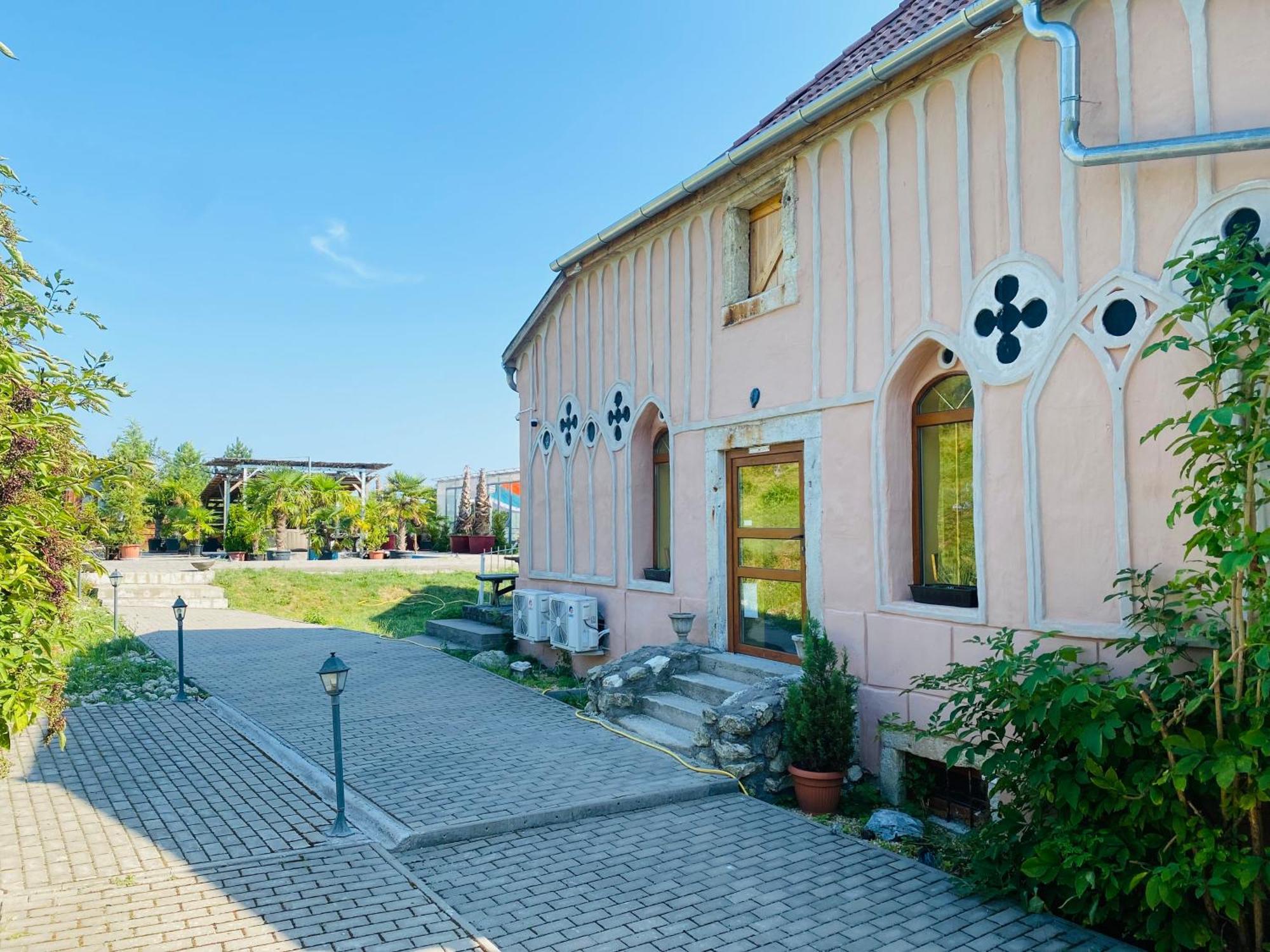Chateau Vincze Шаторальяуйхей Экстерьер фото